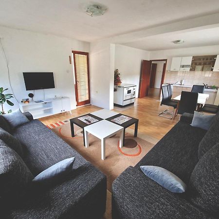 Apartman Komfor بانيا لوكا المظهر الخارجي الصورة