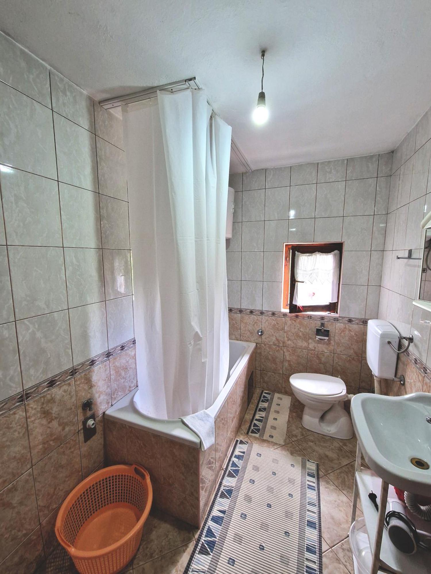 Apartman Komfor بانيا لوكا المظهر الخارجي الصورة